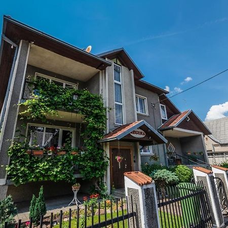 Готель Regina House Каунас Екстер'єр фото